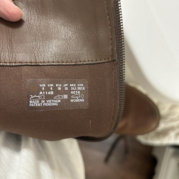 Ladies Timberland Boots - Picture 3 of 7